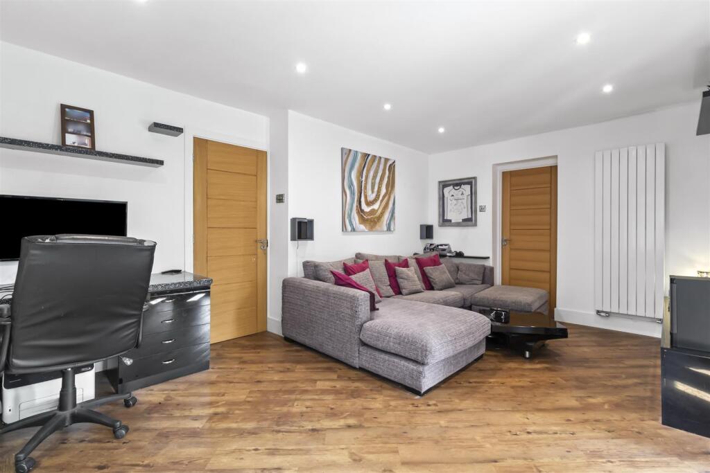 Additional image 4 of Broadview Gardens, Worthing
