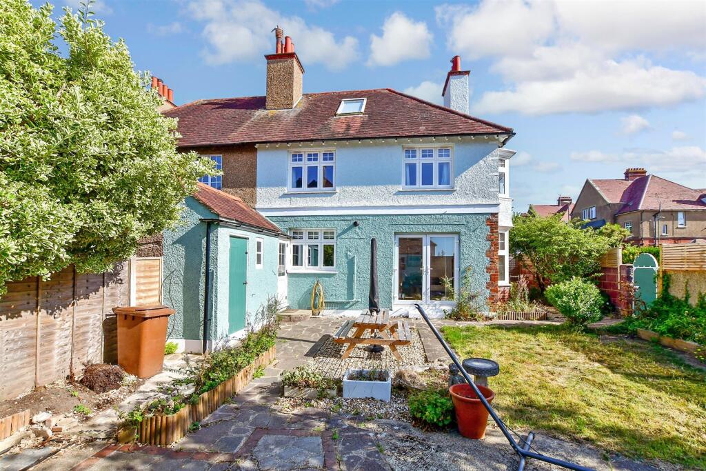 Additional image 11 of Irvine Road, Littlehampton, West Sussex