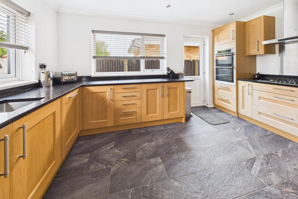 Additional image 4 of St Johns Drive, Pevensey