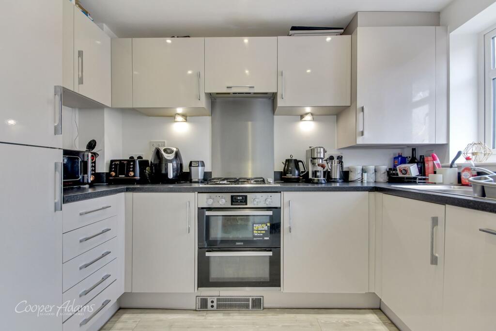 Additional image 12 of Iris Close, Worthing, BN13