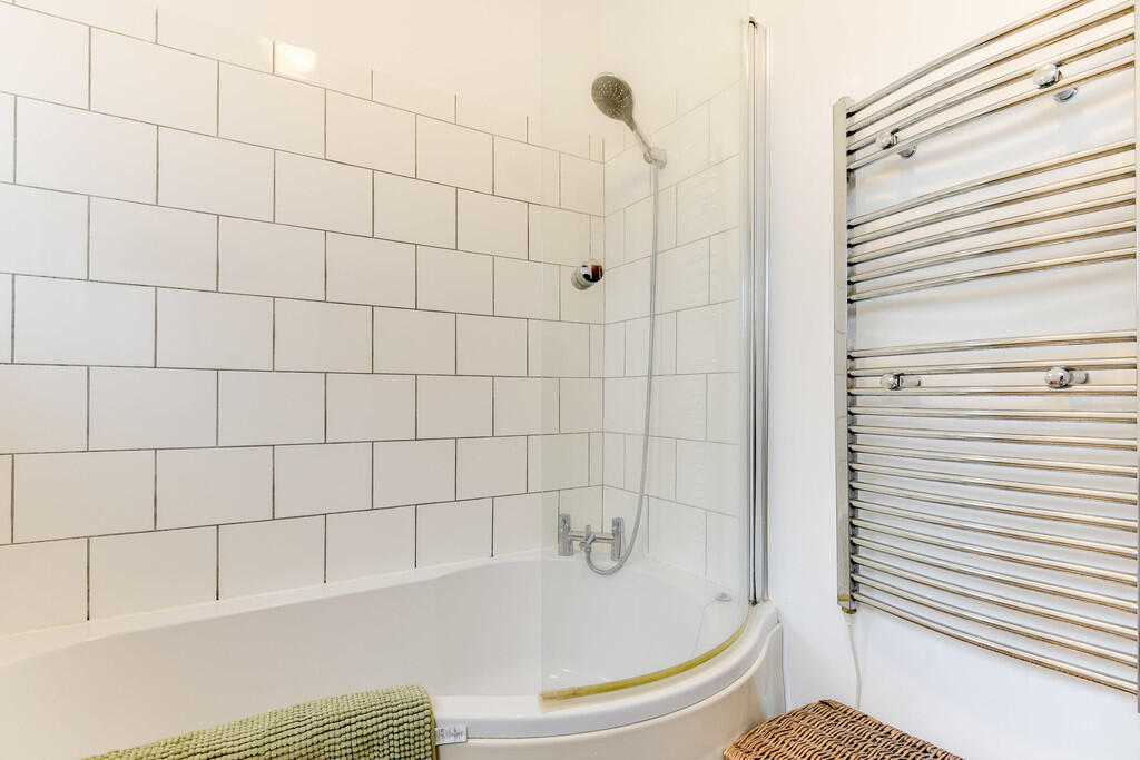 Additional image 26 of Broadwater Road