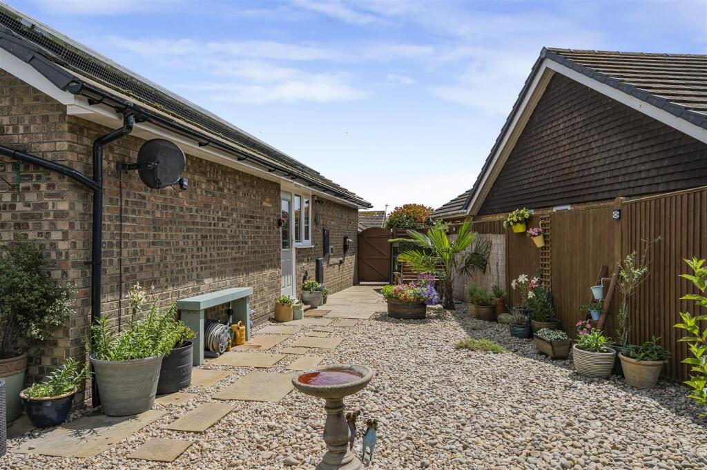 Additional image 22 of Lucinda Way, Seaford