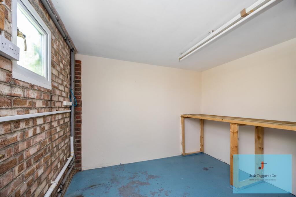 Additional image 10 of Adur Close, Lancing, BN15