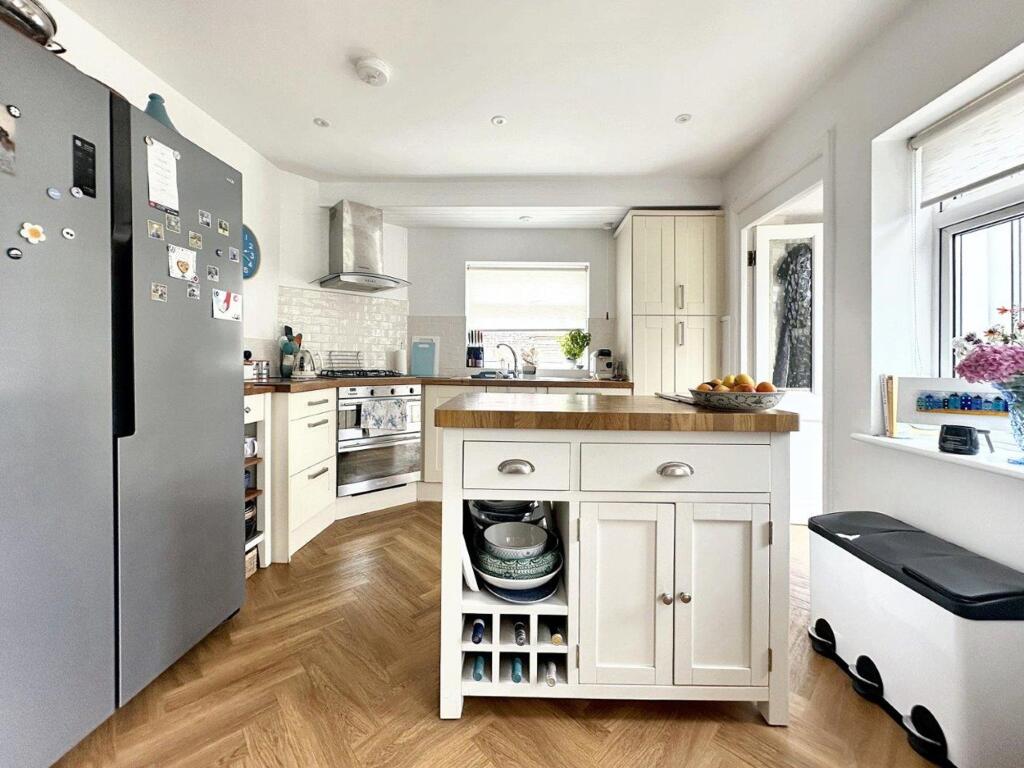 Additional image 10 of Bevendean Avenue, Saltdean, BN2 8LR