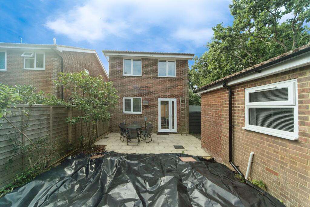 Additional image 20 of Windsor Close, Eastbourne, BN23