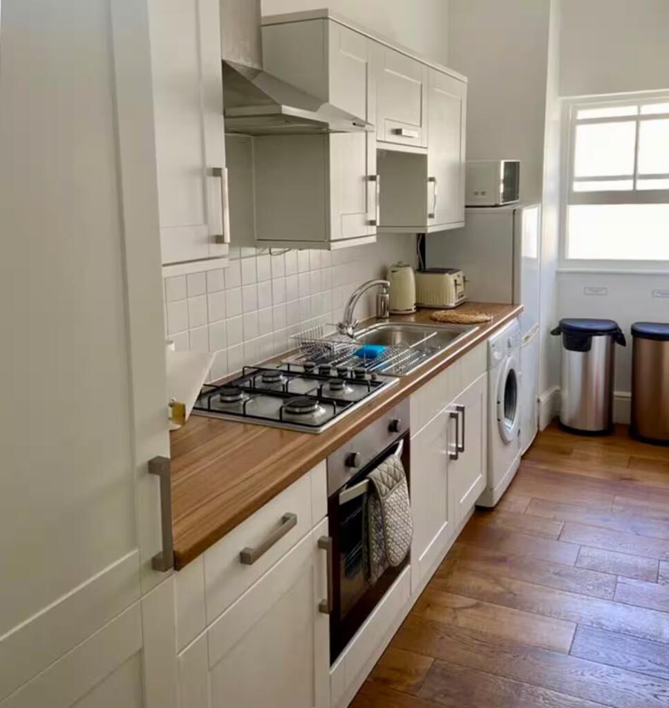 Additional image 4 of Marine Parade