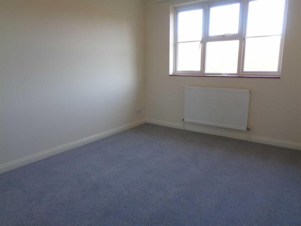 Additional image 6 of Grand Avenue, Seaford