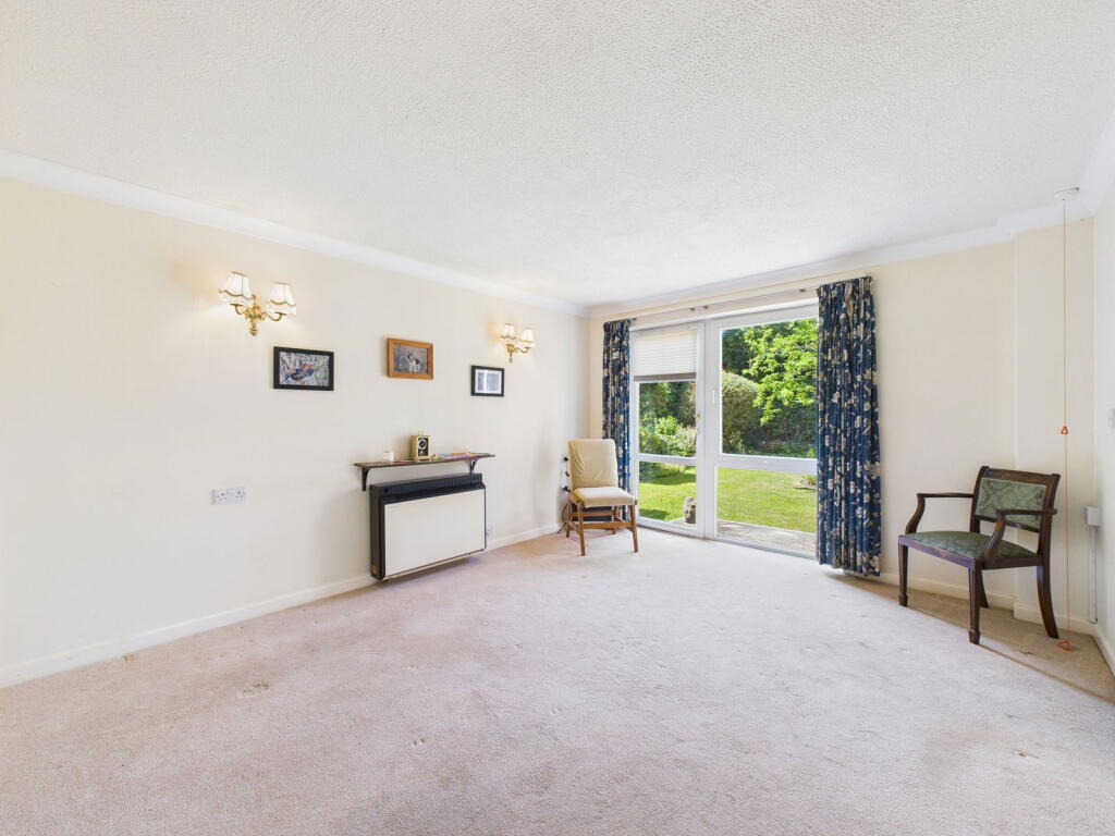 Additional image 3 of Homesearle House, Goring Road, Goring-by-Sea, Worthing, BN12