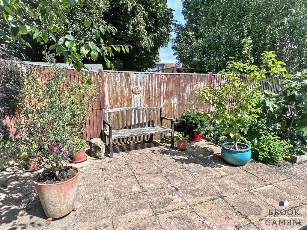 Additional image 30 of Central Avenue, Eastbourne