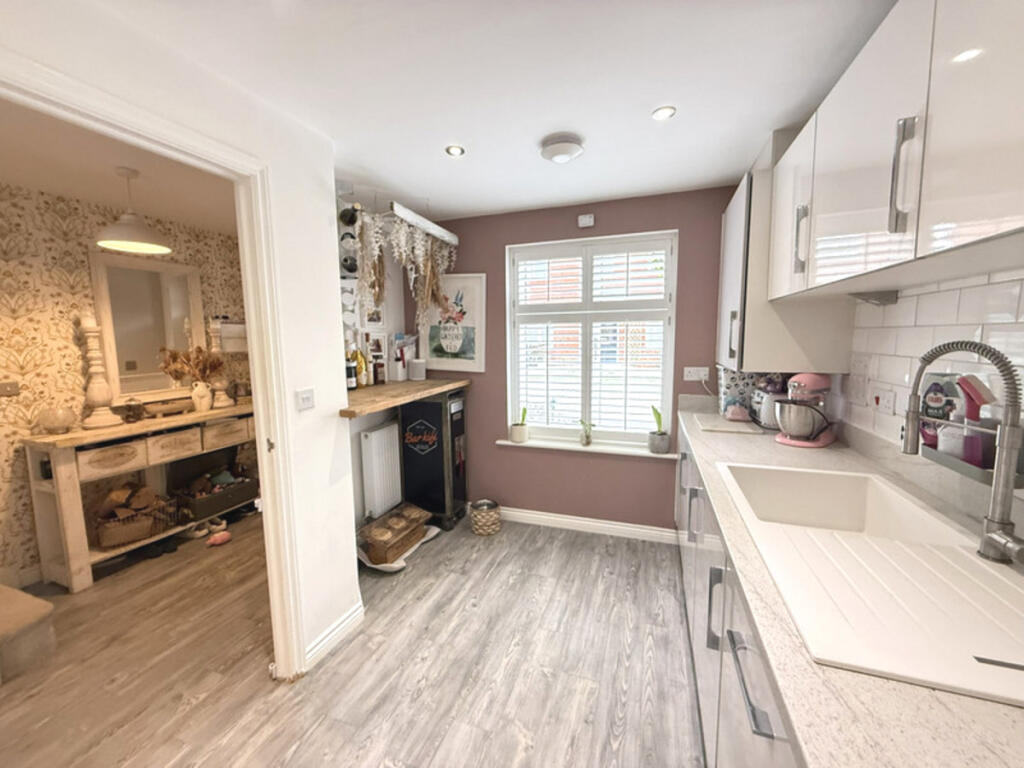 Additional image 18 of Lupin Spinney, Worthing, BN13