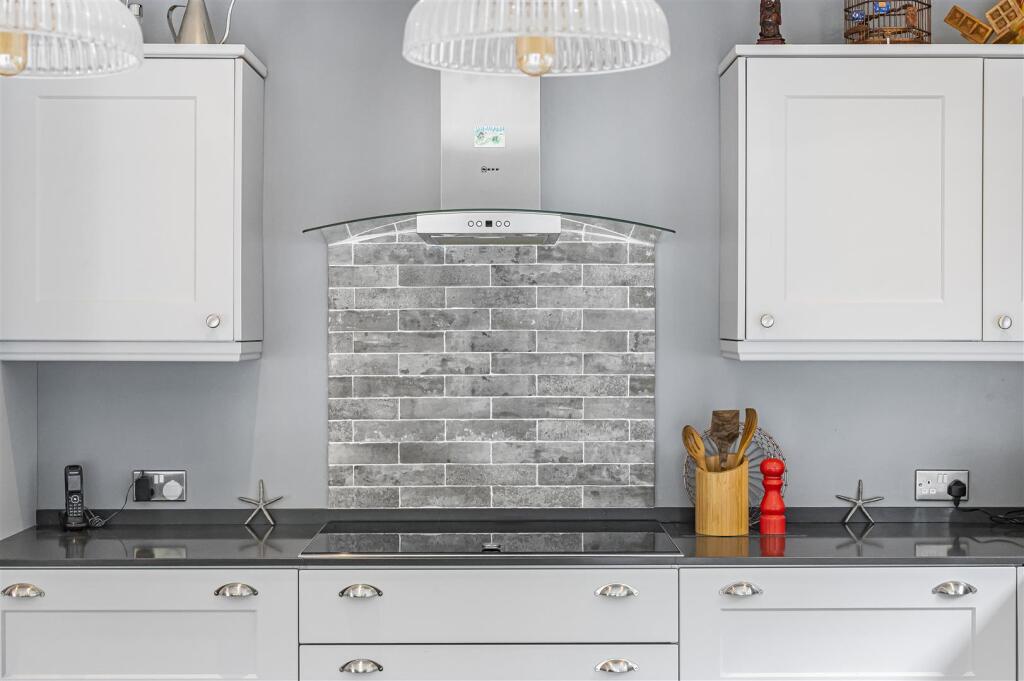 Additional image 19 of Warren Close, Eastbourne