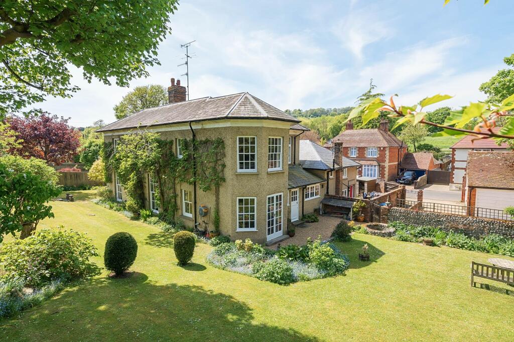 Additional image 27 of 23 High Street, Findon, BN14