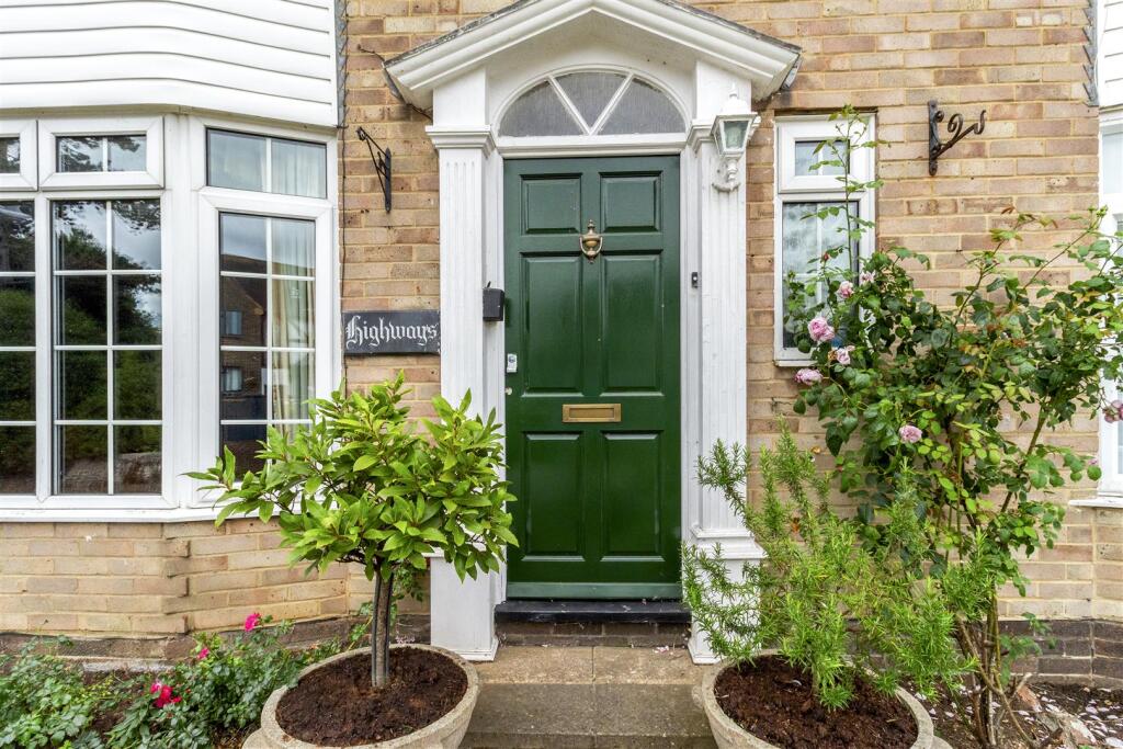 Additional image 21 of Toddington Lane, Littlehampton