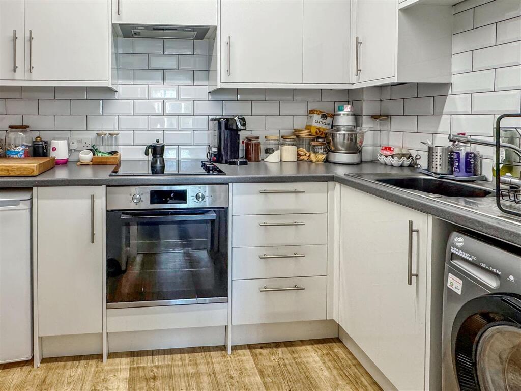 Additional image 4 of Windlesham Court, Worthing Road, Littlehampton