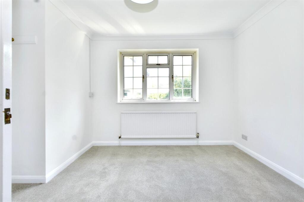 Additional image 8 of Long Acre Close, Eastbourne