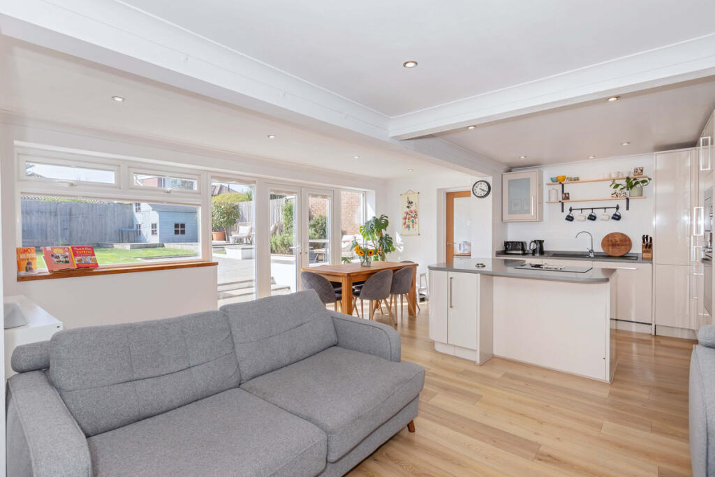 Additional image 8 of Bramber Close, Lancing, BN15