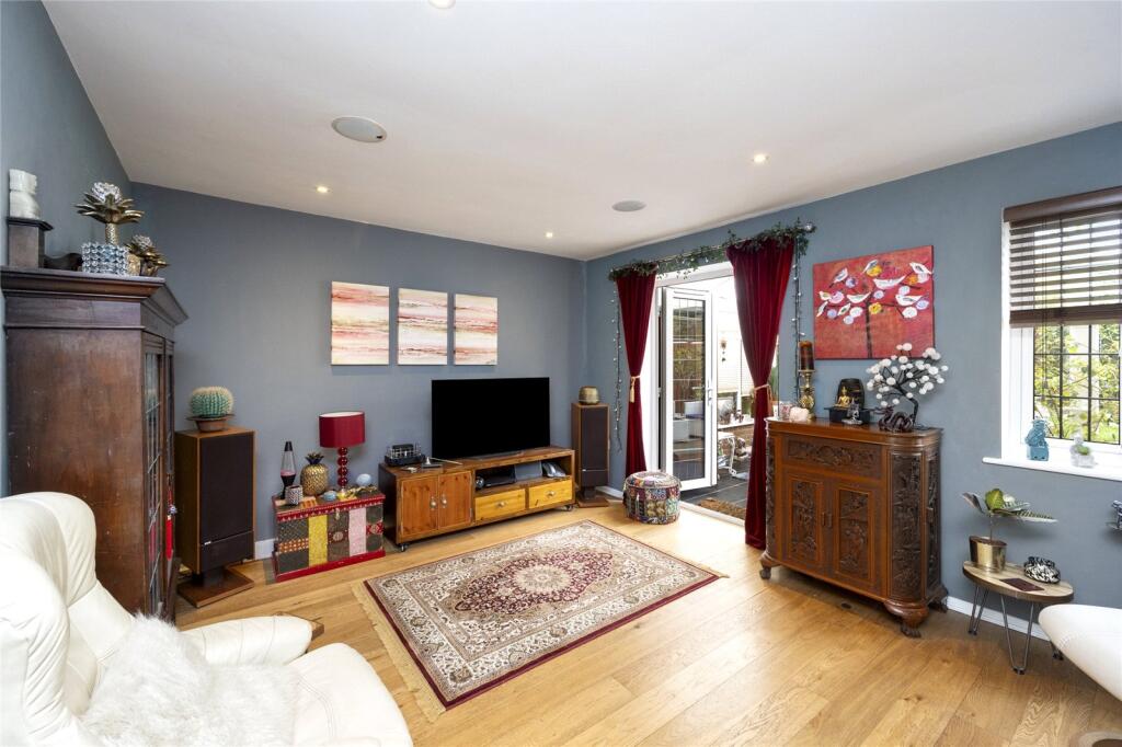 Additional image 21 of Wraysbury Gardens, Lancing, West Sussex, BN15