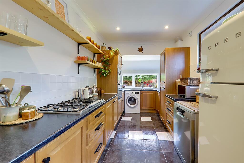 Additional image 5 of Athelstan Road, Tarring, BN14