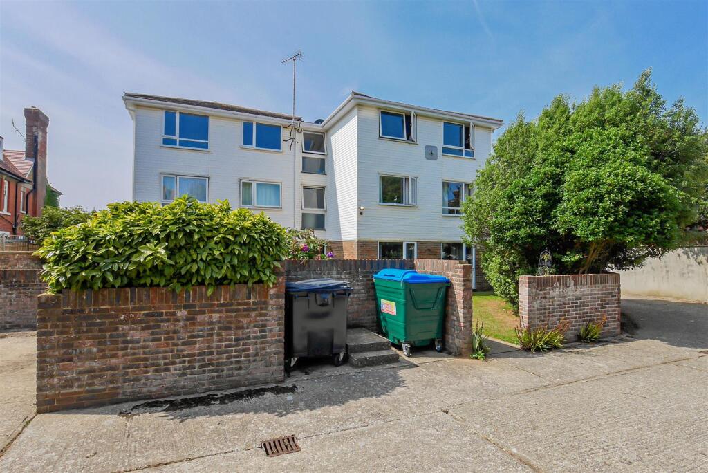 Additional image 11 of St. Winefrides Road, Littlehampton
