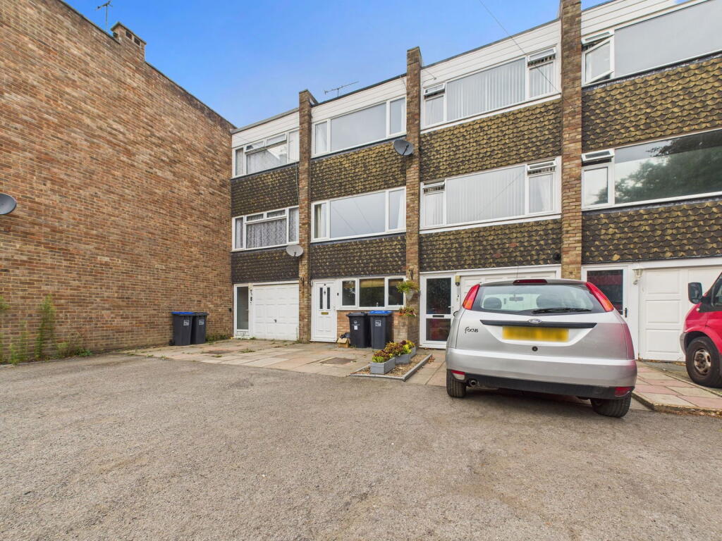 Property image for Grinstead Avenue, BN15 9BH
