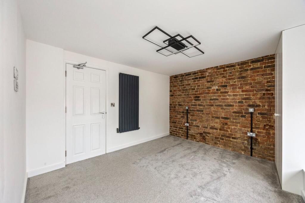 Additional image 15 of South Street, Eastbourne, BN21