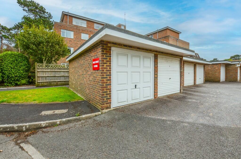 Additional image 35 of Park Avenue, Eastbourne, East Sussex, BN22