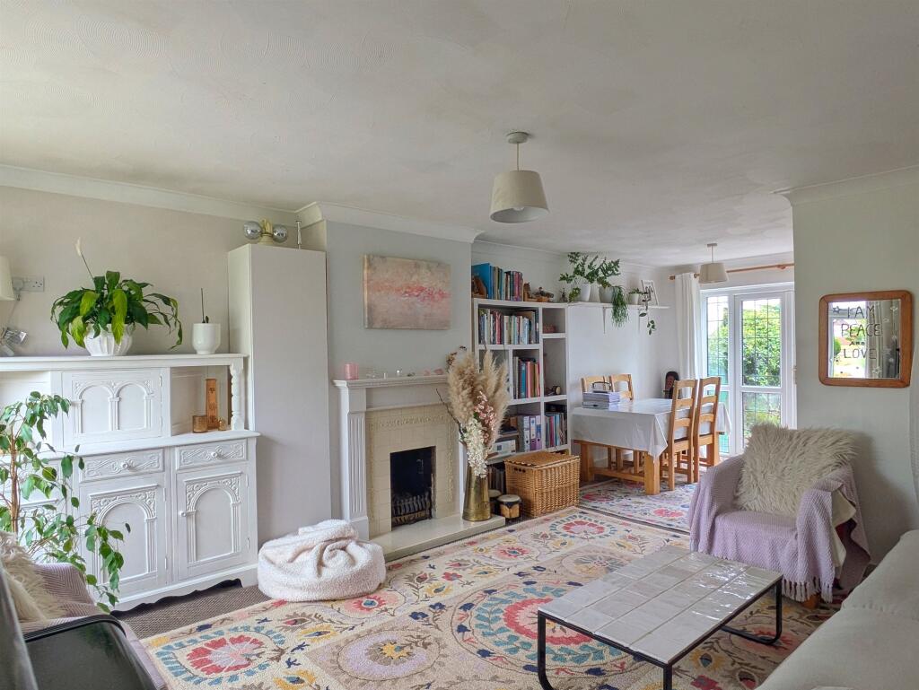 Additional image 20 of Swinburne Avenue, Eastbourne