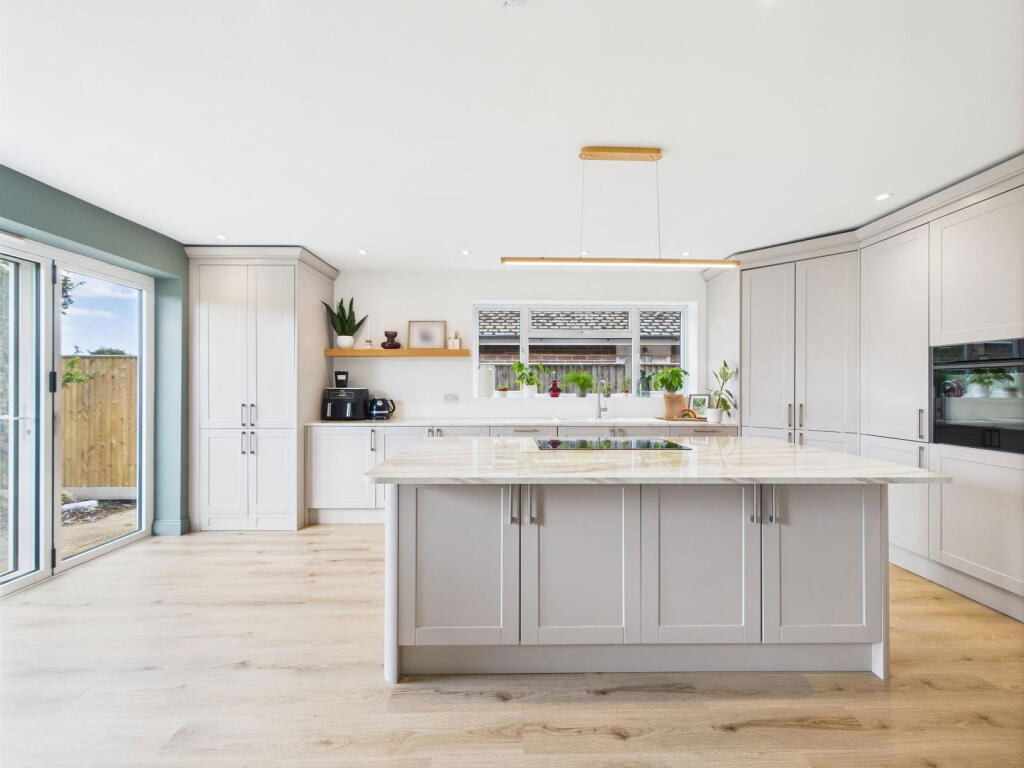 Additional image 7 of Exmoor Crescent, Worthing, BN13 2PL