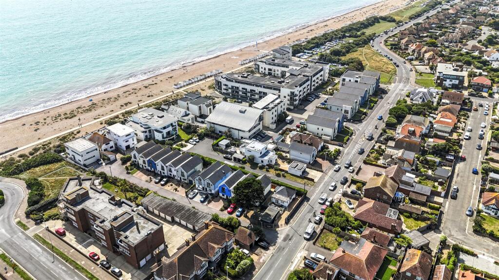 Additional image 20 of Eirene Avenue, Goring-By-Sea