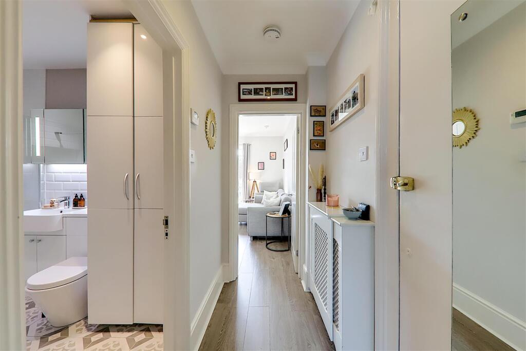 Additional image 12 of Grove Lodge, Broadwater, BN14