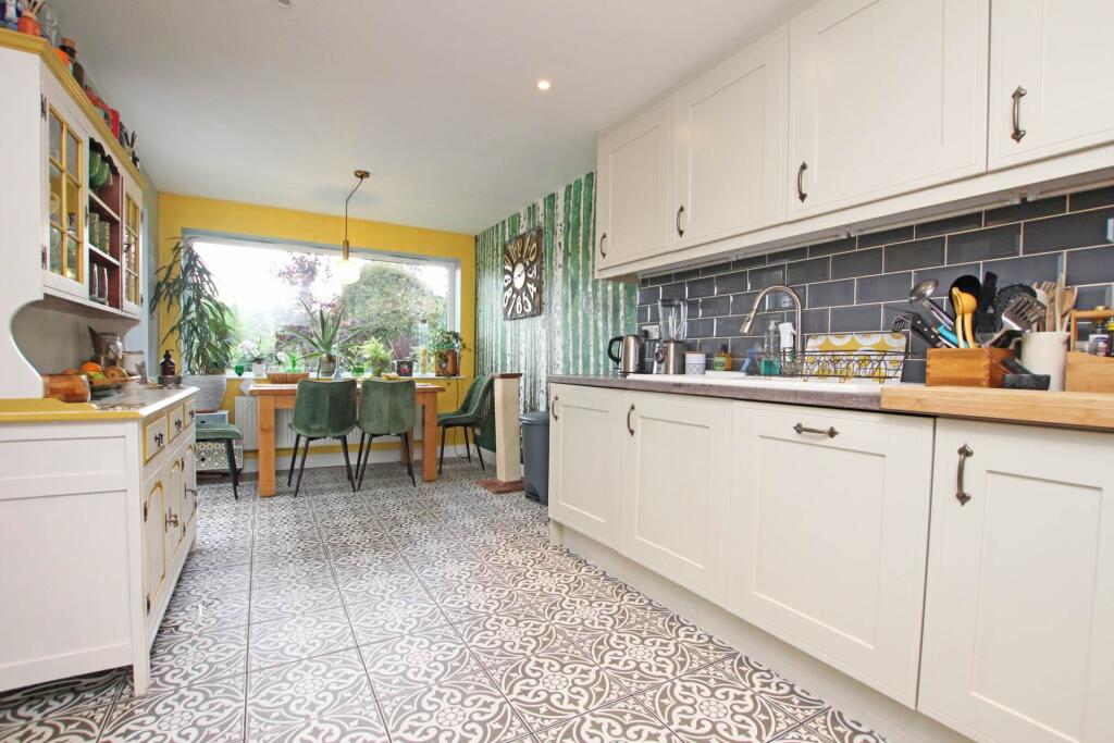 Additional image 4 of Willingdon Road, Eastbourne, BN21 1TN