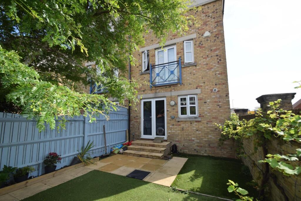 Additional image 16 of Callao Quay, Eastbourne