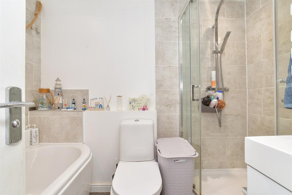 Additional image 5 of Linnet Close, Littlehampton, West Sussex