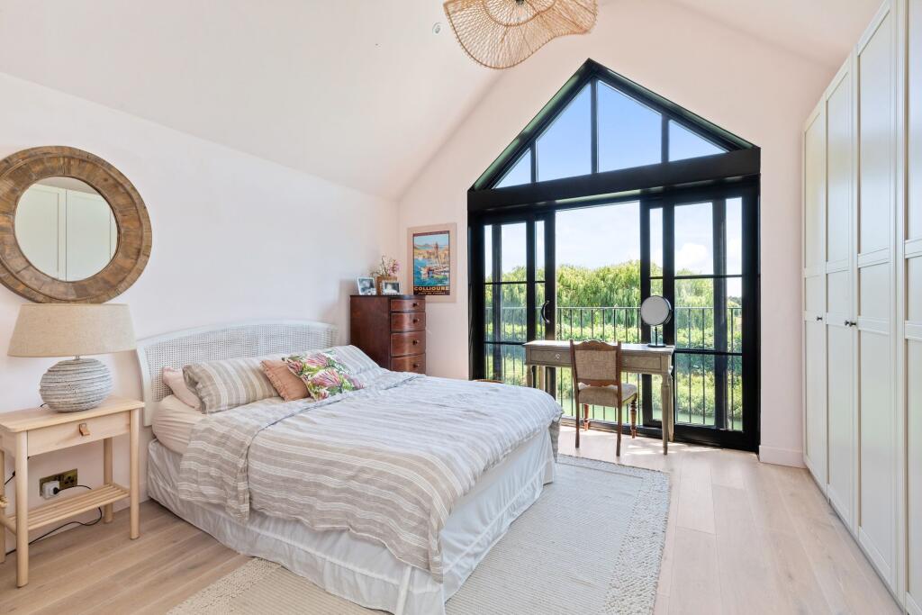 Additional image 12 of Tarrant Wharf, Arundel, BN18