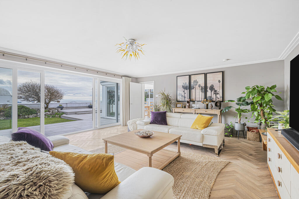 Additional image 13 of Marine Drive, Brighton, BN2