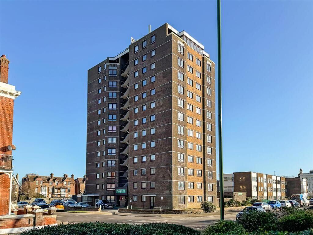 Additional image 10 of 49 Kingmere South Terrace, Littlehampton, West Sussex, BN17 5LD