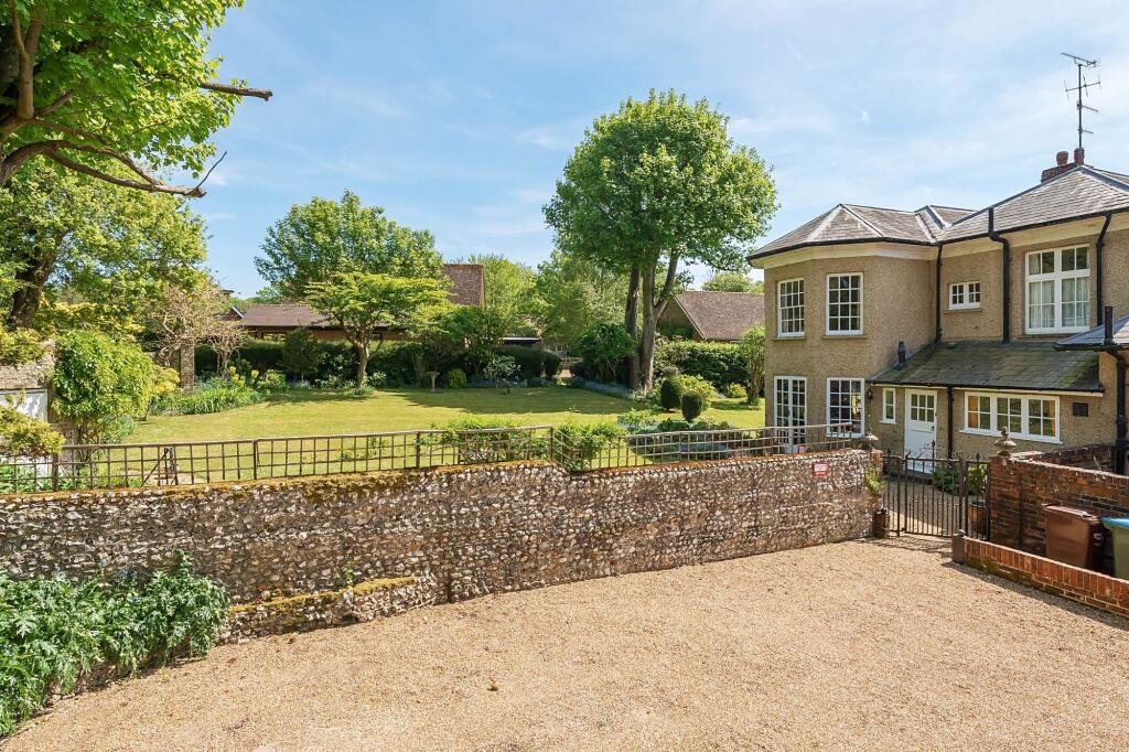 Additional image 25 of 23 High Street, Findon, BN14