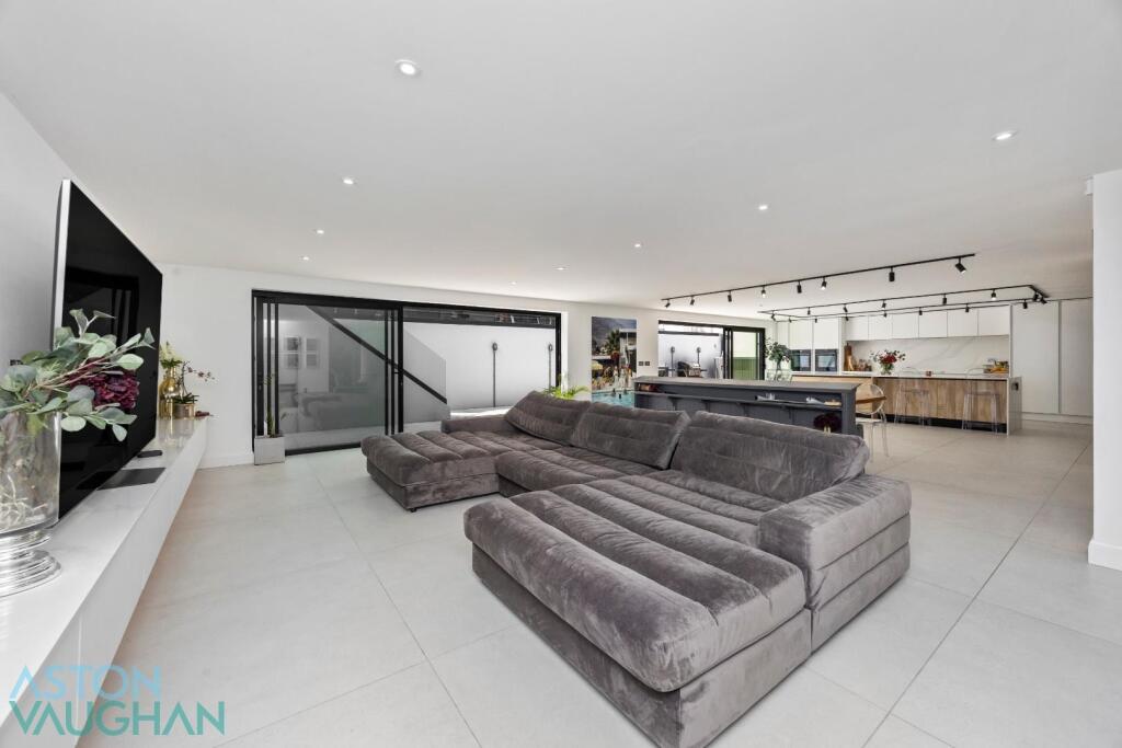 Additional image 25 of The Vale, Ovingdean