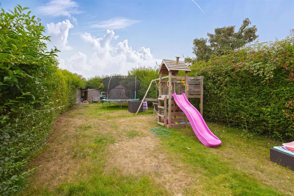 Additional image 7 of Barrington Close, Goring-By-Sea