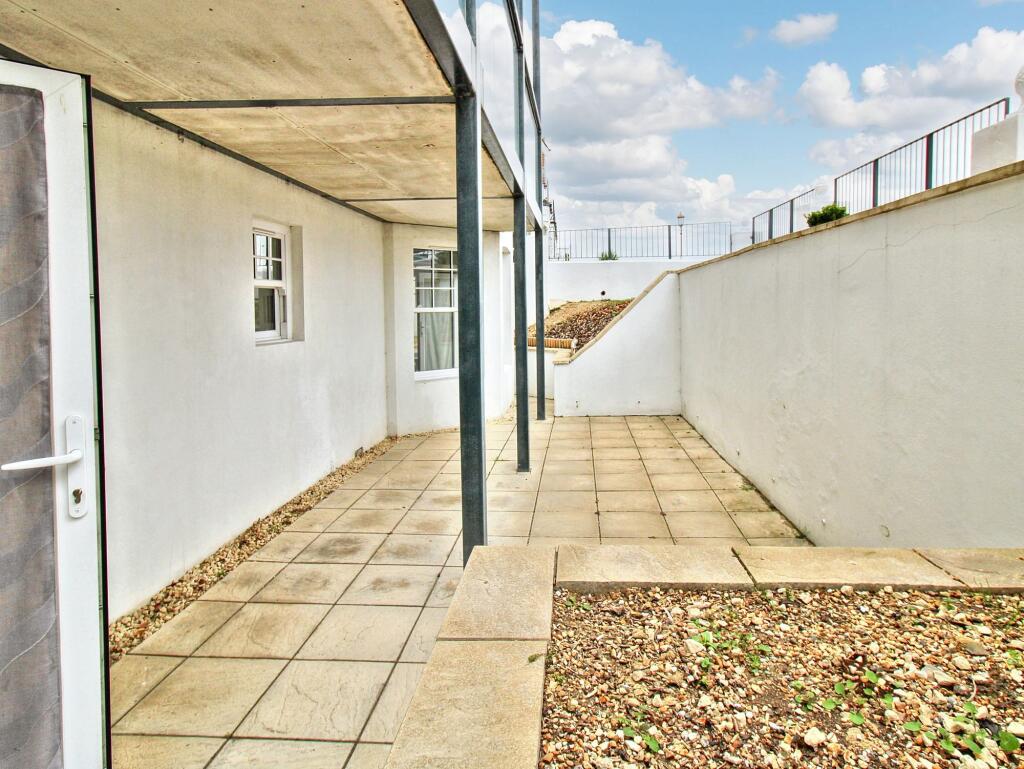 Additional image 4 of Royal Parade, Eastbourne, BN22