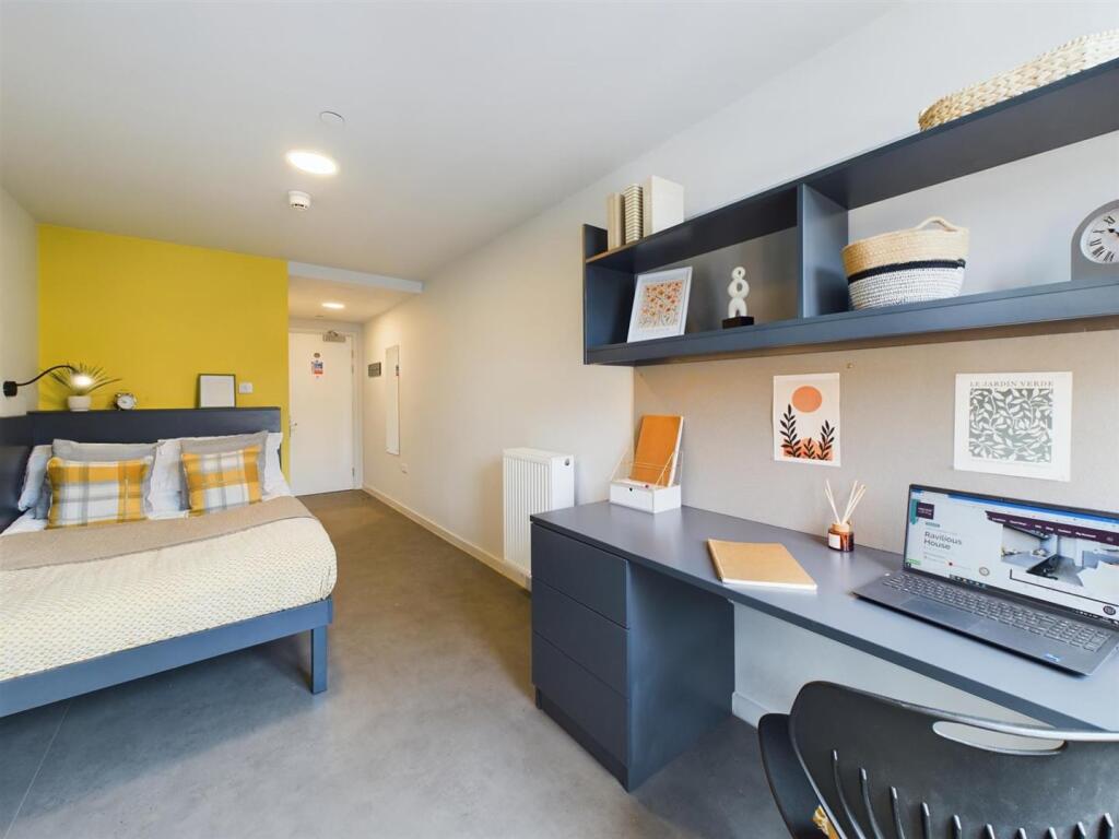 Additional image 18 of Brighton |student | September | BN2