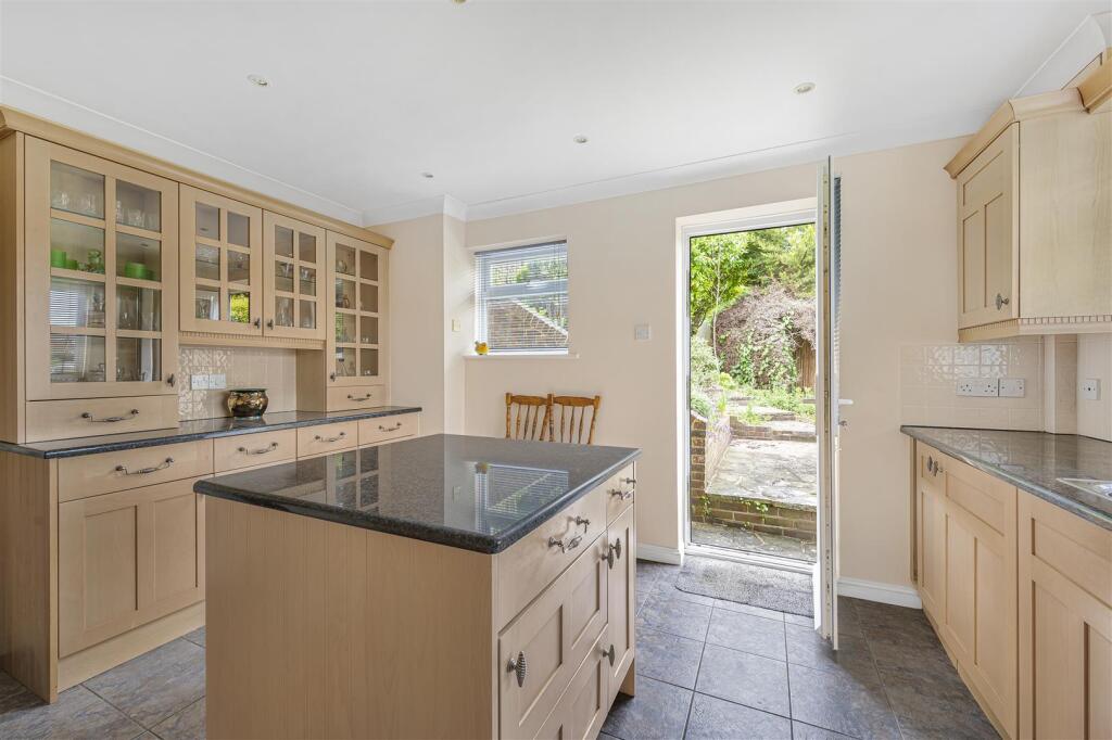 Additional image 15 of Victor Close, Seaford