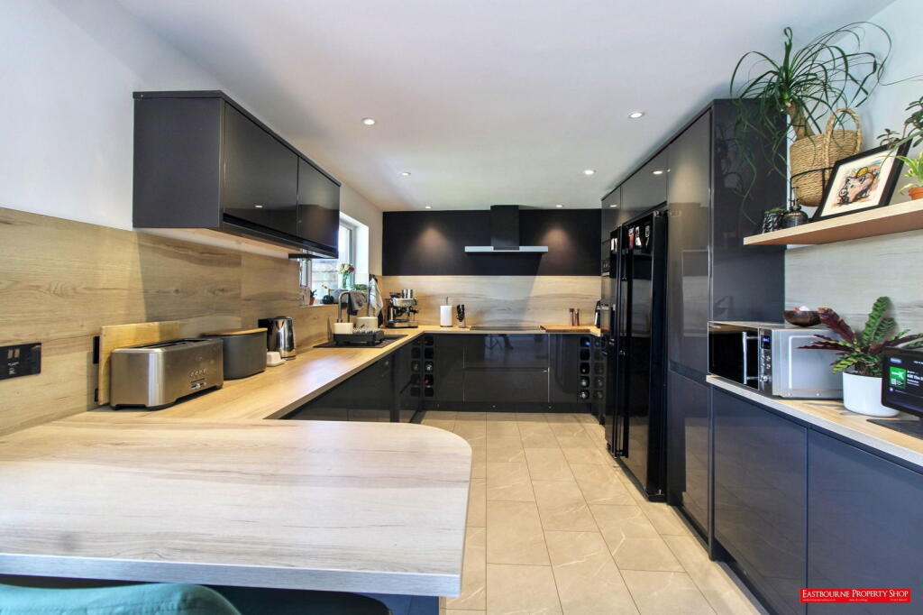 Additional image 17 of Channel View Road, Pevensey Bay, Pevensey, BN24 6LU