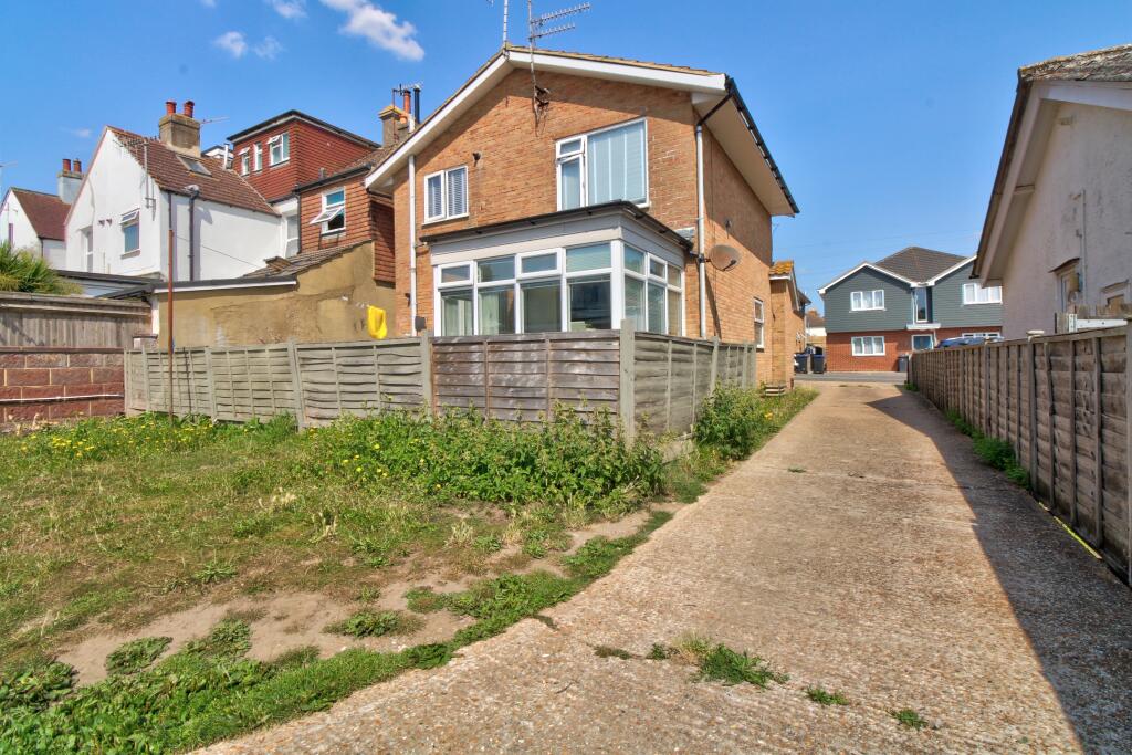 Additional image 9 of Roberts Road, Lancing, BN15