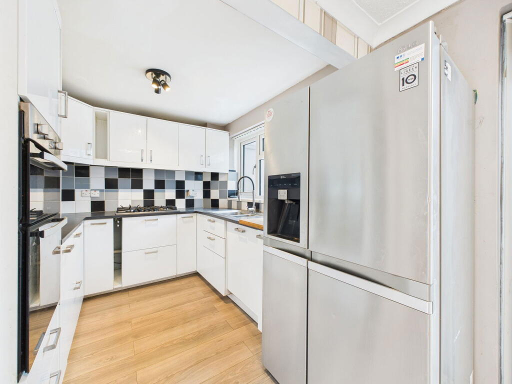 Additional image 17 of Terringes Avenue, Worthing, BN13