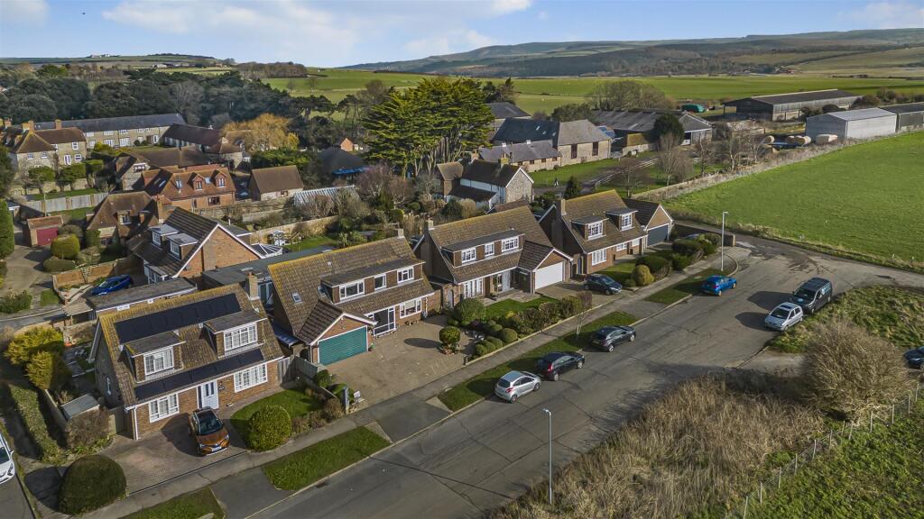 Additional image 36 of Swimming Pool, Chyngton Way, Seaford