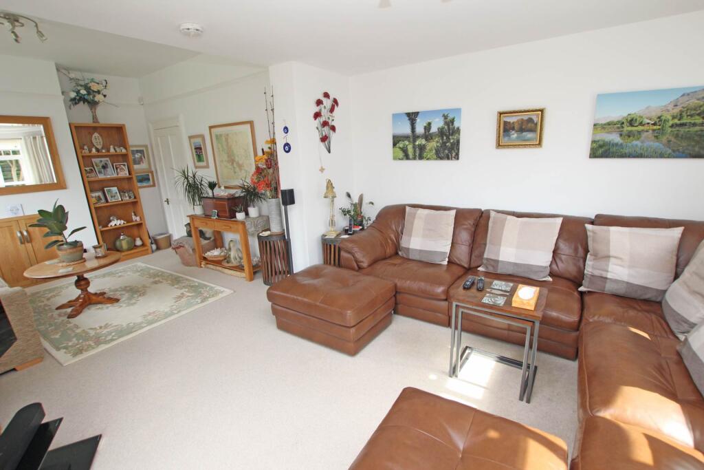 Additional image 10 of Watts Lane, Eastbourne, BN21 2LL