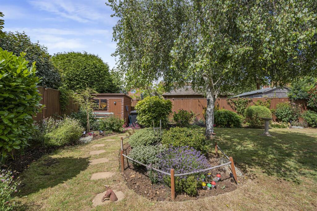 Additional image 24 of Lucinda Way, Seaford