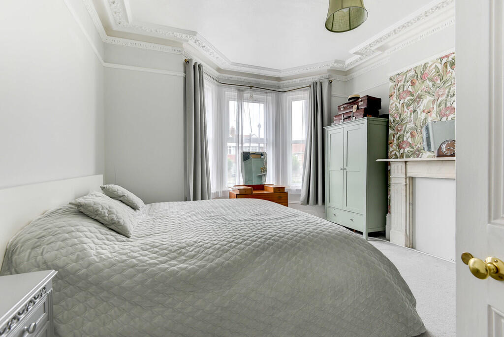 Additional image 8 of Broadwater Road