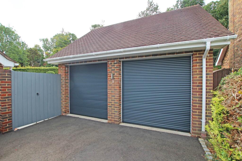 Additional image 38 of Buckhurst Close, Eastbourne, BN20 9EF